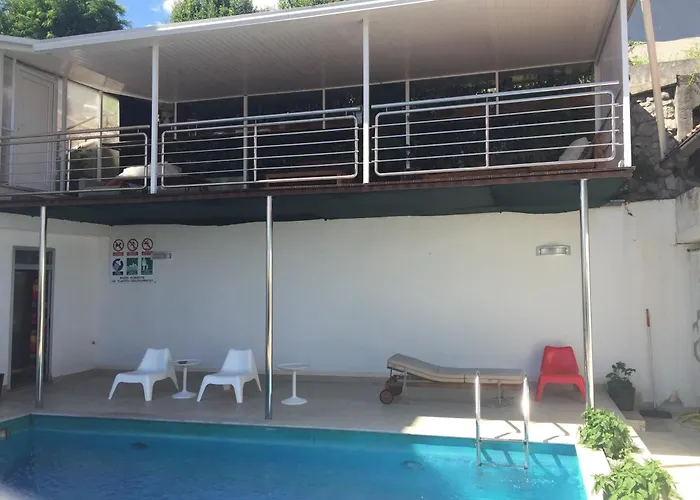 Queen Of Apartment *