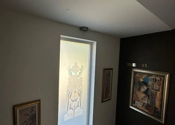 Queen Of * أوباتيا