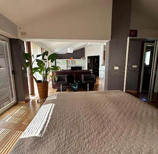 شقة Queen Of أوباتيا